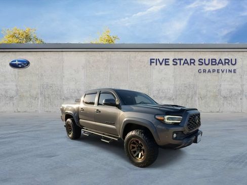 Used 2021 Toyota Tacoma TRD Sport w/ Technology Package AWD/4WD image 2