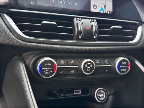 Used 2023 Alfa Romeo Giulia Veloce image 20