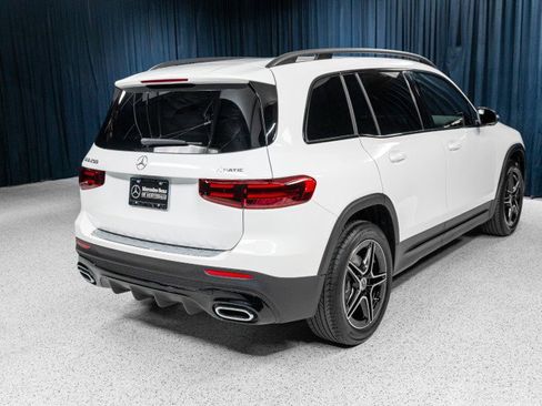 New 2026 Mercedes-Benz GLB 250 4MATIC image 5