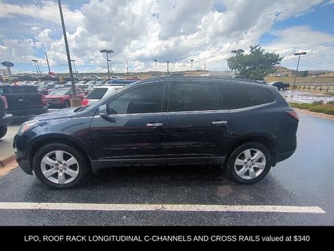 Used 2017 Chevrolet Traverse LT w/ Style and Technology Package AWD/4WD image 7