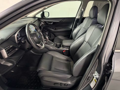 Certified 2025 Subaru Outback Touring AWD/4WD image 16