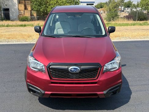 Used 2014 Subaru Forester 2.5i AWD/4WD image 4