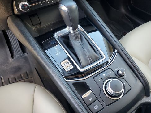 Used 2019 MAZDA CX-5 Touring image 27