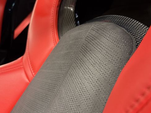 Used 2024 Chevrolet Corvette Stingray Premium Cpe w/ Z51 Performance Package image 7