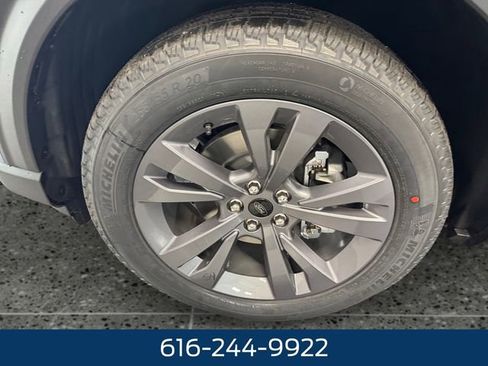 New 2026 Ford Explorer Active image 24