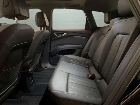 Used 2024 Audi Q4 e-tron Premium Plus w/ Premium Plus image 62