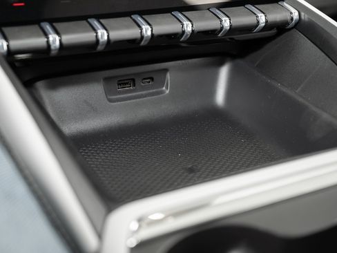 New 2026 GMC Terrain Denali image 91