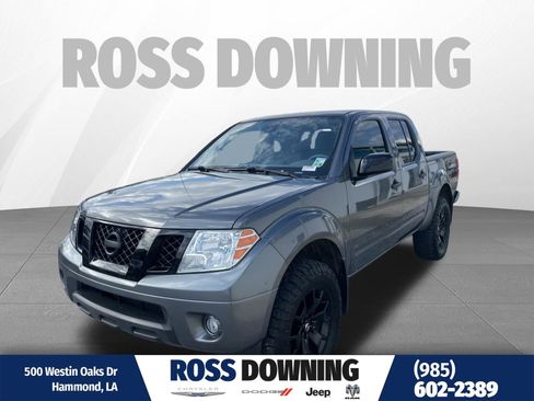 Used 2021 Nissan Frontier SV w/ Midnight Edition Floor Mats image 1