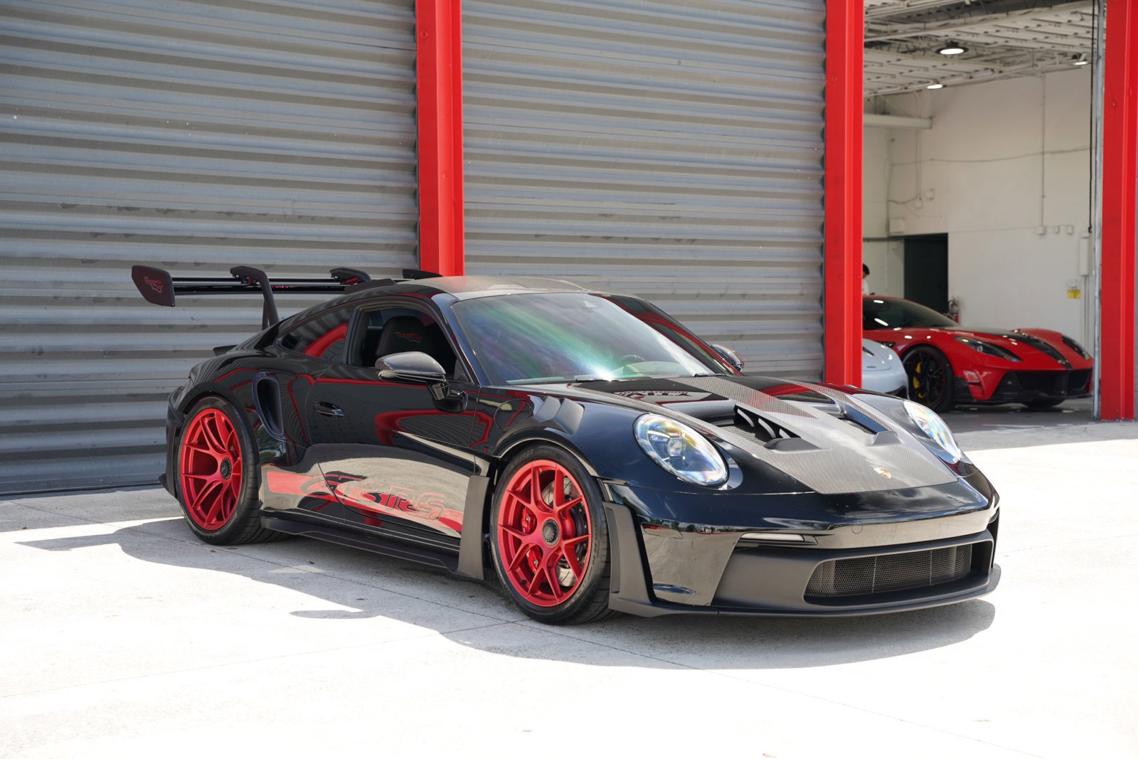 Used 2025 Porsche 911 GT3 RS w/ Weissach Package RWD image 3