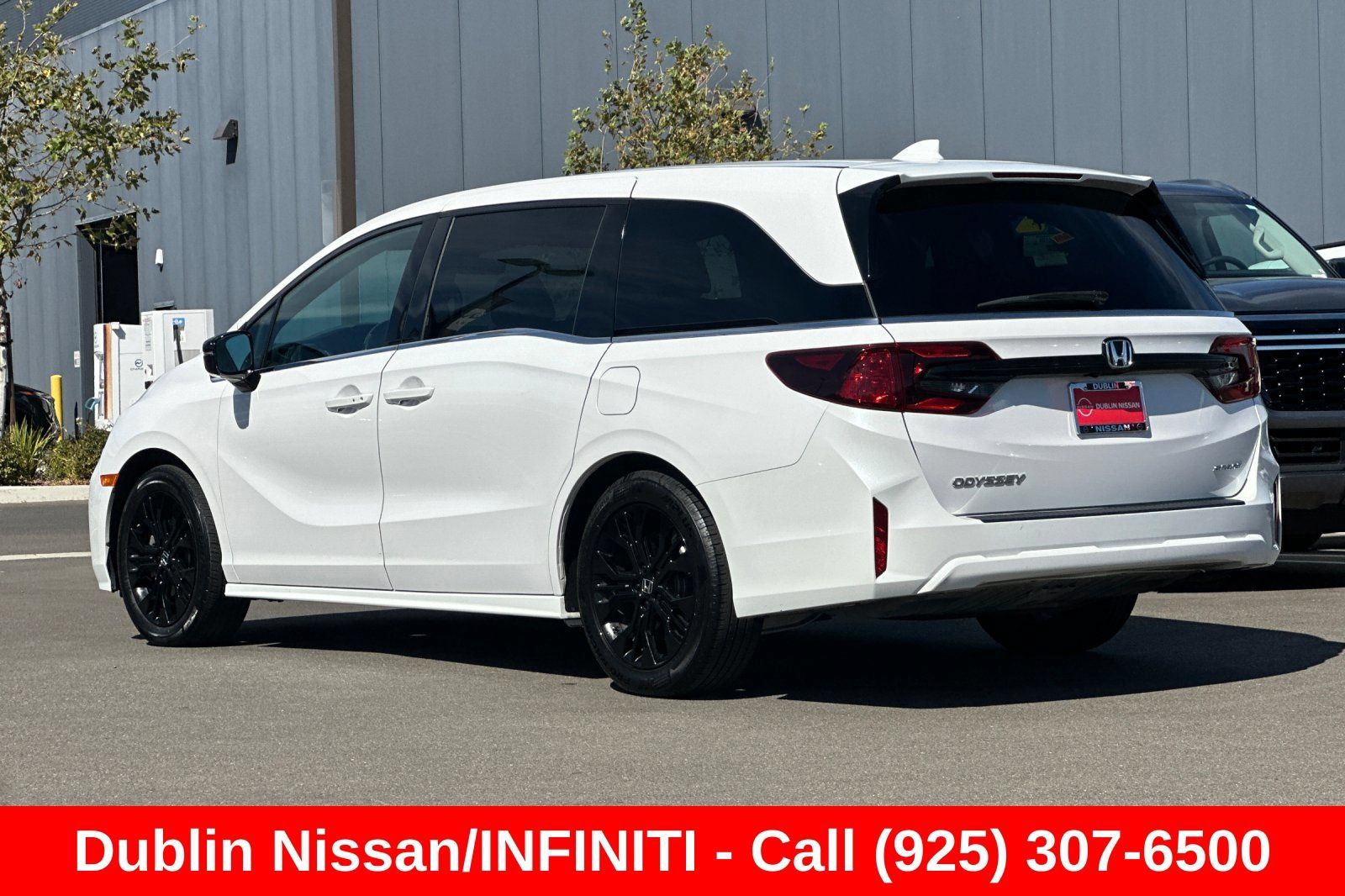 Used 2025 Honda Odyssey Sport-L image 6