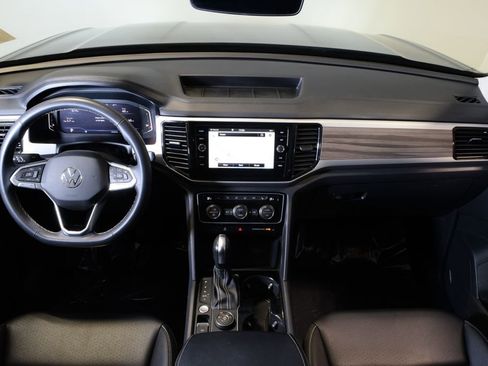 Used 2023 Volkswagen Atlas SEL AWD/4WD image 17