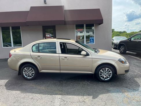 Used 2005 Chevrolet Cobalt LS FWD image 4