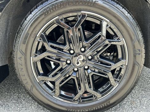 Certified 2026 INFINITI QX80 4WD image 11