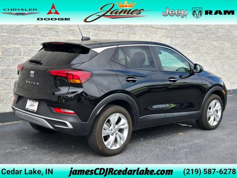 Used 2025 Buick Encore GX Preferred AWD/4WD image 5