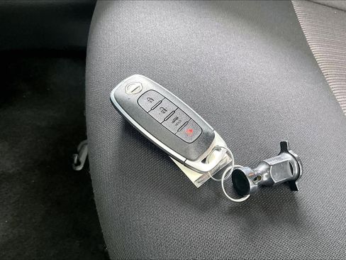 Certified 2025 Nissan Sentra SV FWD image 14