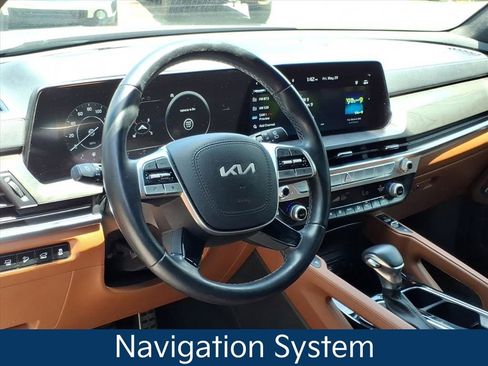 Used 2023 Kia Telluride SX Prestige X-Pro AWD/4WD image 2