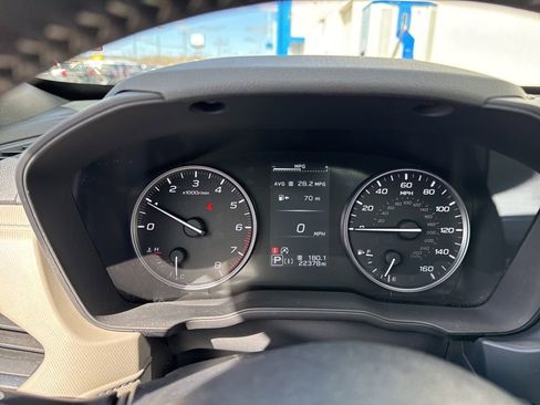 Used 2025 Subaru Forester Premium AWD/4WD image 12