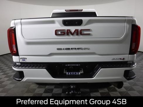 Used 2022 GMC Sierra 2500 AT4 AWD/4WD image 5