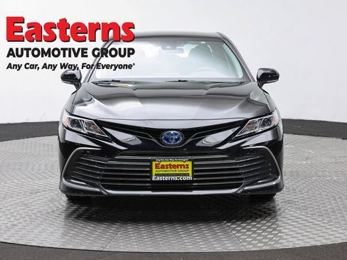 Used 2024 Toyota Camry LE FWD image 2