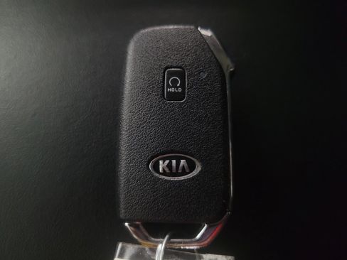 Used 2021 Kia Telluride SX w/ Towing Package FWD image 32