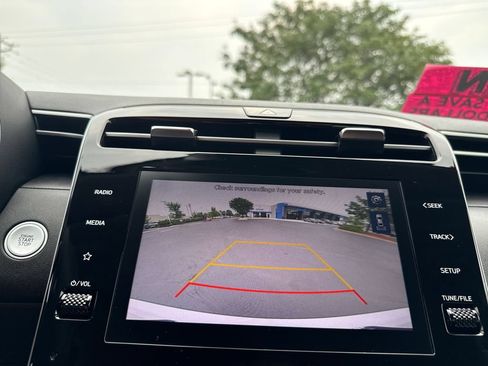 Certified 2024 Hyundai Tucson SEL AWD/4WD image 33