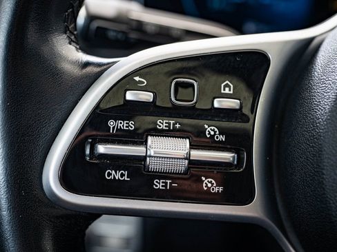 Used 2020 Mercedes-Benz GLE 350 4MATIC image 26