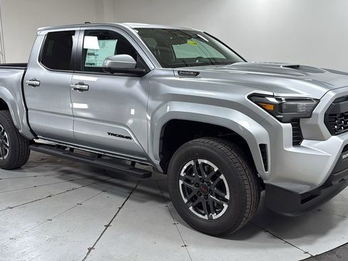 New 2026 Toyota Tacoma TRD Sport image 3