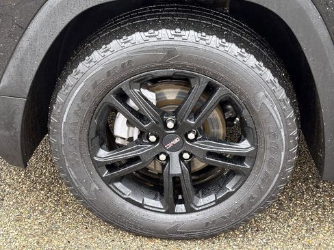 Certified 2022 GMC Terrain AT4 image 8