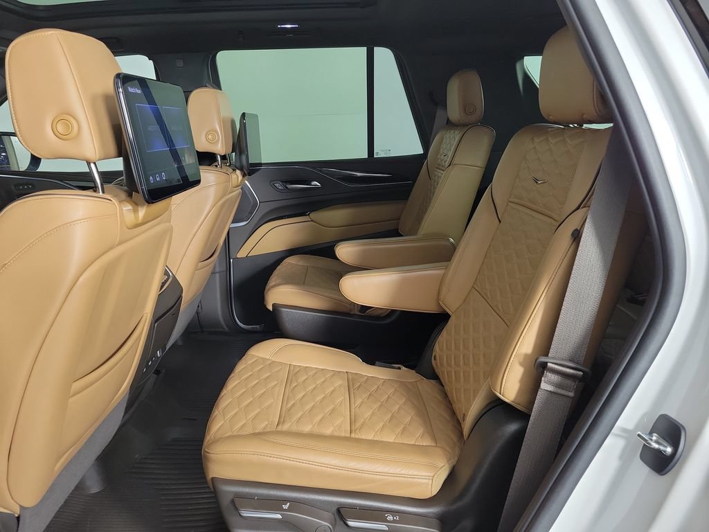 Certified 2023 Cadillac Escalade Premium Luxury w/ Performance Package RWD image 13