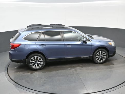 Used 2016 Subaru Outback 2.5i Limited image 41