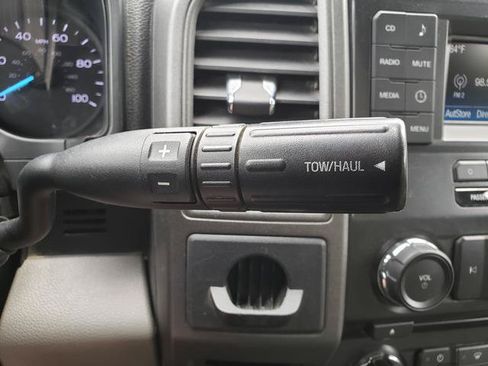 Used 2018 Ford F250 XL w/ Power Equipment Group RWD image 17
