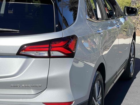 Used 2022 Chevrolet Equinox Premier image 59