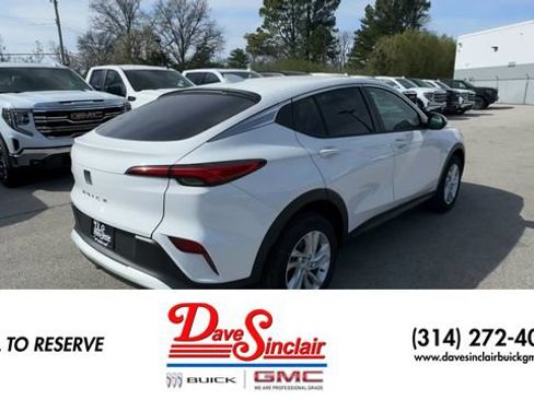 New 2026 Buick Envista Sport Touring w/ Convenience II Package FWD image 8