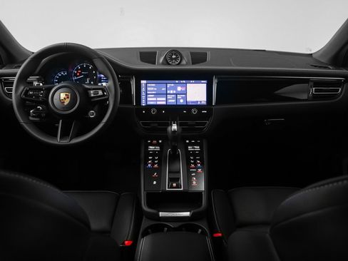 Used 2025 Porsche Macan Turbo image 31