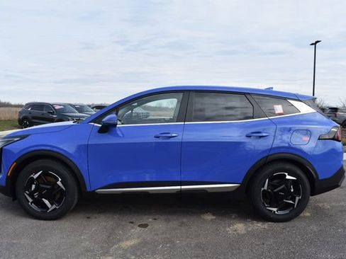 New 2026 Kia Sportage EX FWD image 7
