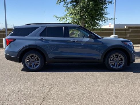 New 2026 Ford Explorer Active w/ Active Comfort Package AWD/4WD image 7