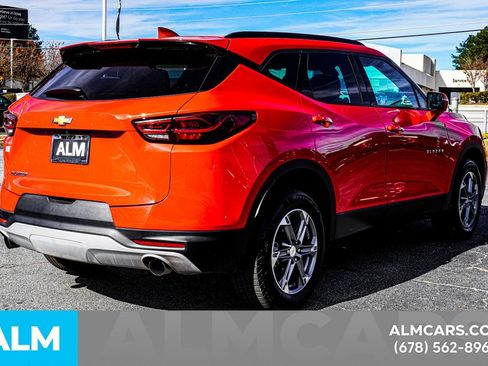 Used 2023 Chevrolet Blazer LT FWD image 5
