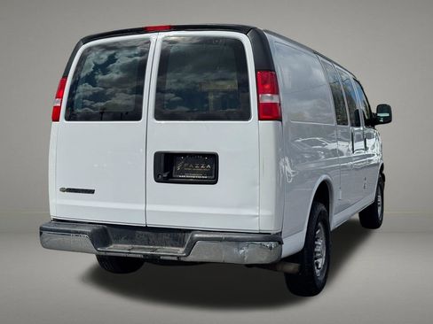 Used 2021 Chevrolet Express 2500 w/ Driver Convenience Package RWD image 5