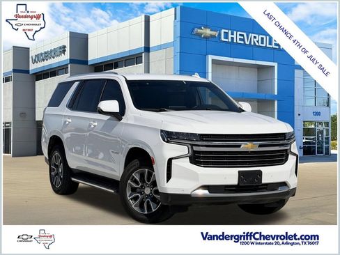 Used 2024 Chevrolet Tahoe LT w/ Luxury Package RWD image 1