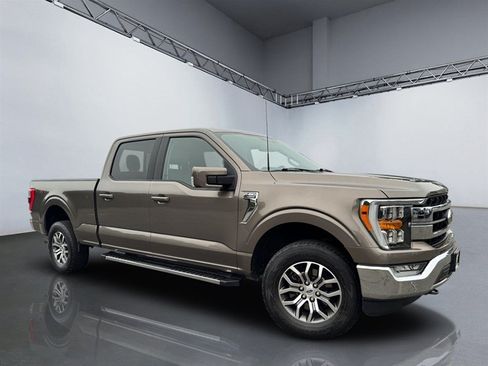 Used 2021 Ford F150 Lariat w/ Trailer Tow Package AWD/4WD image 24