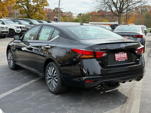 New 2025 Nissan Altima 2.5 SV w/ SV Premium Package image 8