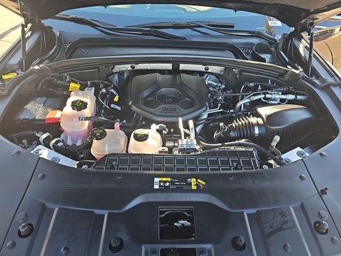 Used 2023 Jeep Grand Cherokee 4WD 4xe image 33