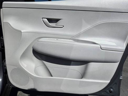 Used 2024 Hyundai Kona SEL FWD image 33