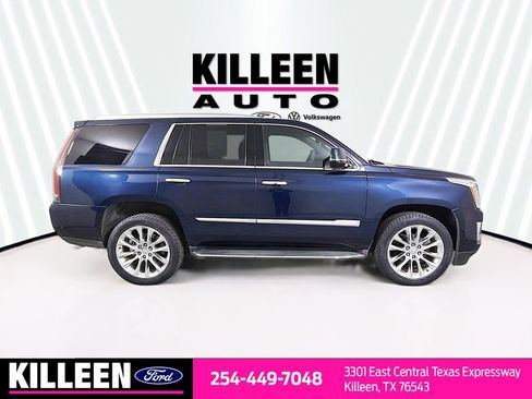 Used 2020 Cadillac Escalade Luxury image 9
