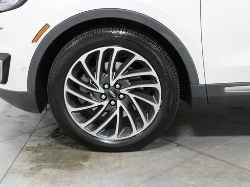 Used 2019 Lincoln Nautilus Reserve FWD image 21