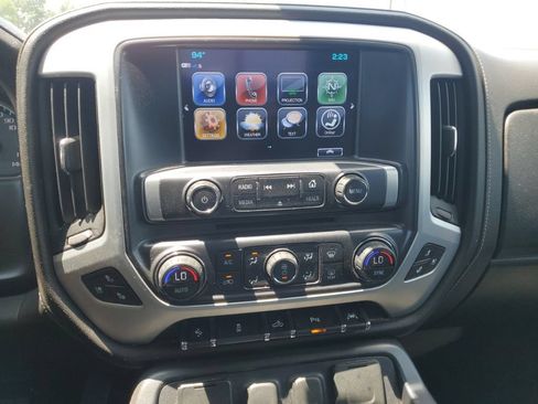 Used 2017 GMC Sierra 1500 SLT AWD/4WD image 9