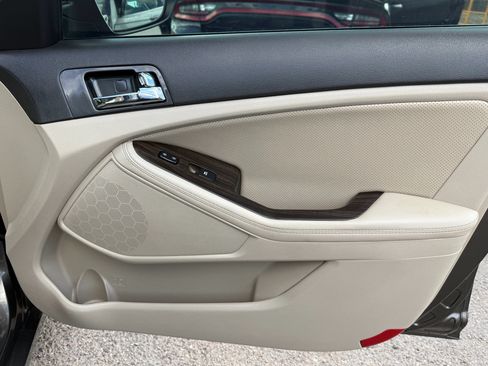 Used 2013 Kia Optima EX FWD image 16