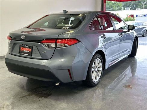 Certified 2024 Toyota Corolla LE w/ LE Convenience Package FWD image 3