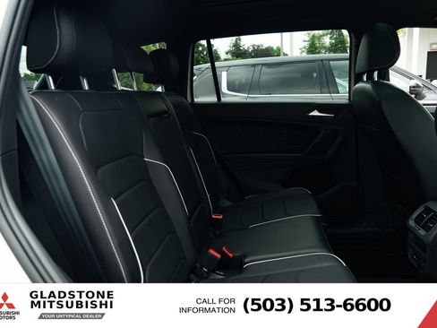 Used 2022 Volkswagen Tiguan SEL R-Line AWD/4WD image 24