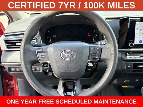Used 2025 Toyota Camry LE FWD image 18